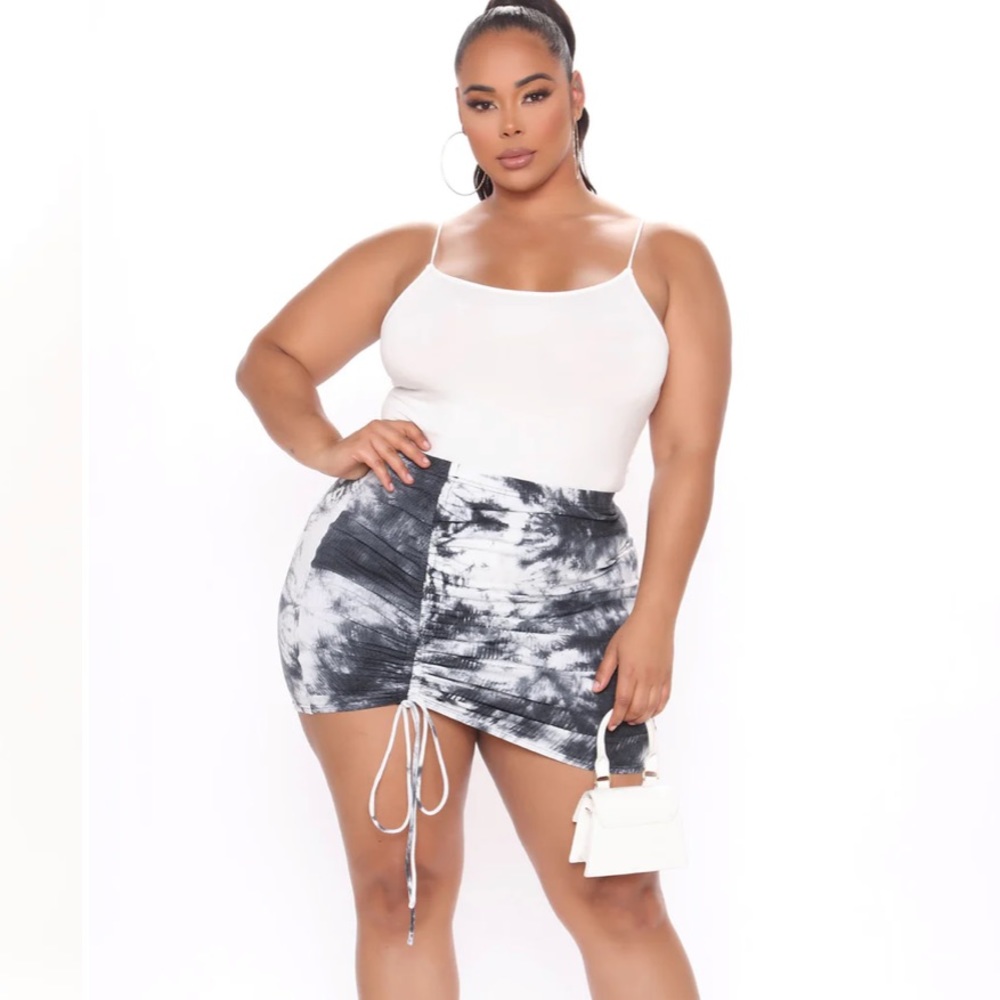 Tie dye mini skirt